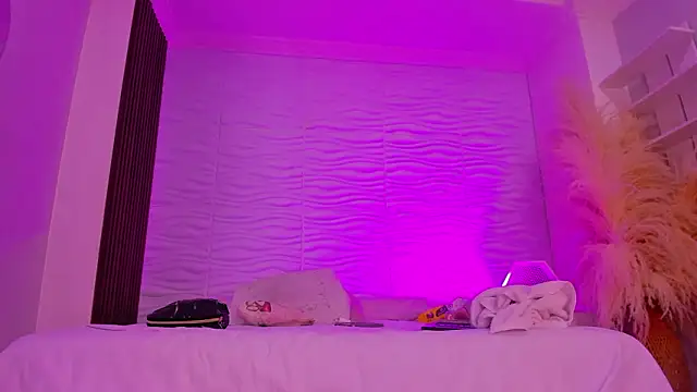 AriadnaLoren online show from 03/16/26, 05:26