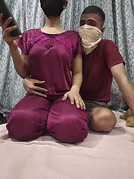 Snapshot of Rose1728 chatting on 02/15/26, 10:36 Rose1728 online show from 02/15/26, 10:36