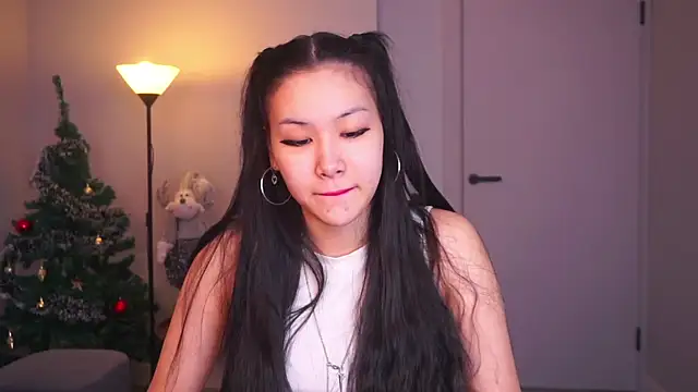 DonaPelligrino online show from 12/16/25, 05:33