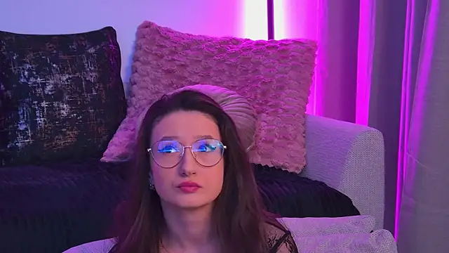 TheaMalekoo online show from 03/03/26, 07:48