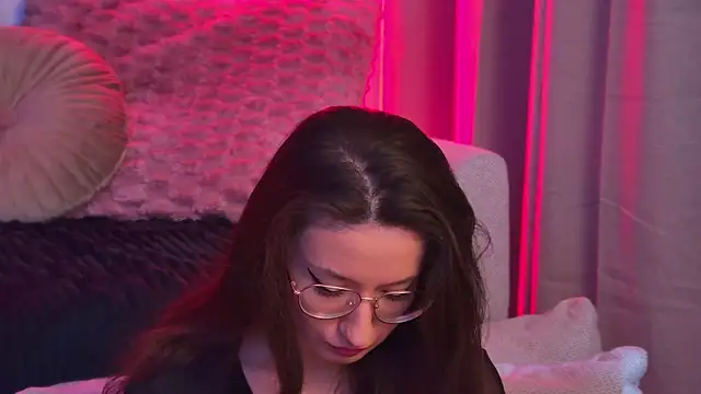 TheaMalekoo online show from 02/09/26, 07:50