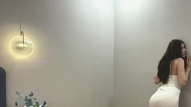 SepiahLune online show from 12/22/25, 08:25