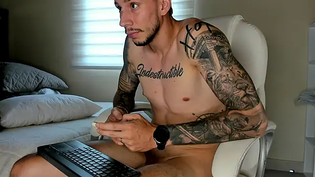 J king   online show from 05/19/26, 02:57