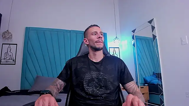 J king   online show from 03/16/26, 08:33