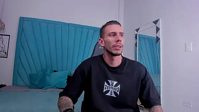 J king   online show from 03/24/26, 01:38