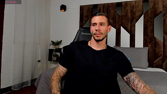 J king   online show from 03/25/26, 10:52