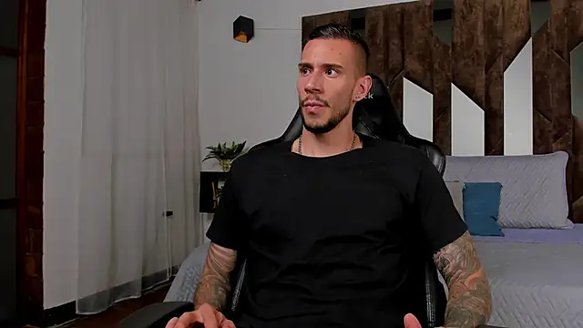 J king   online show from 04/09/26, 11:44