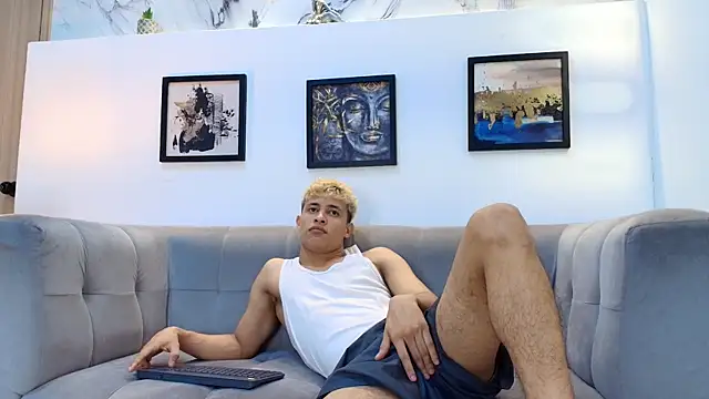 YOUNG GUYS1 online show from 04/16/26, 07:20