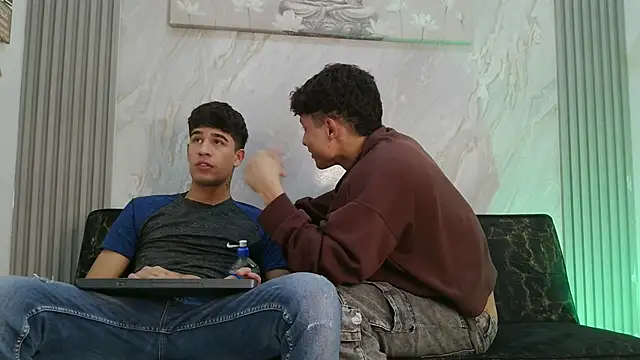 YOUNG GUYS1 online show from 05/19/26, 07:37