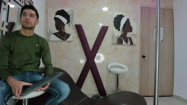 YOUNG GUYS1 online show from 05/29/26, 07:36
