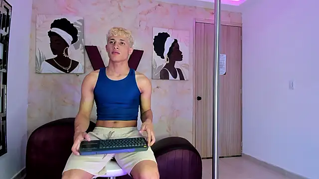 YOUNG GUYS1 online show from 03/28/26, 07:53