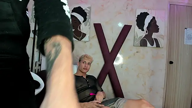 YOUNG GUYS1 online show from 04/11/26, 07:27