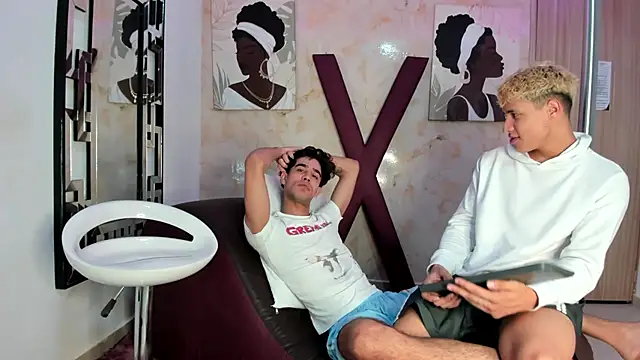 YOUNG GUYS1 online show from 04/14/26, 07:24