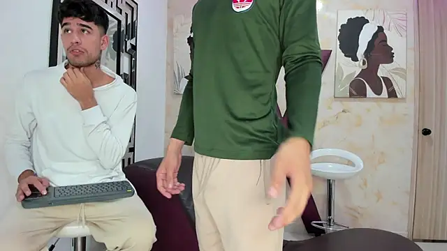YOUNG GUYS1 online show from 05/28/26, 07:38