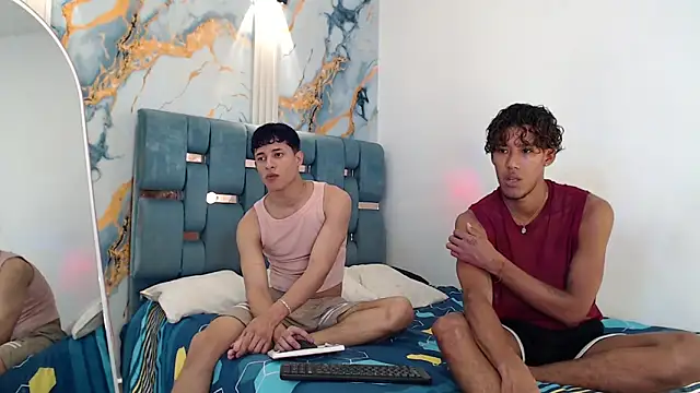 YOUNG GUYS1 online show from 02/05/26, 01:23