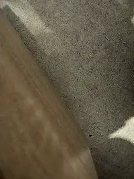 Julie9toma online show from 12/13/25, 08:37