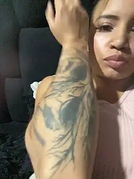 liliymike19 online show from 01/09/26, 01:23