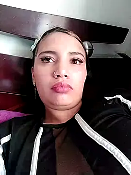 liliymike19 online show from 02/14/26, 07:25