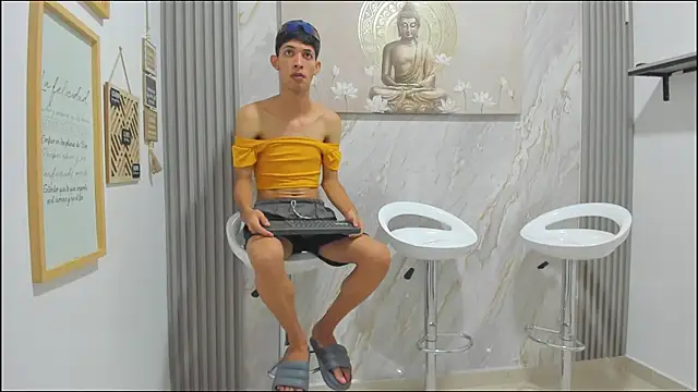 GOOD BOYS1 online show from 12/14/25, 01:23