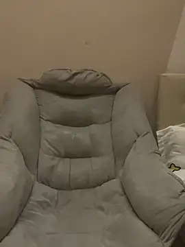 Naomi N online show from 12/20/25, 05:49