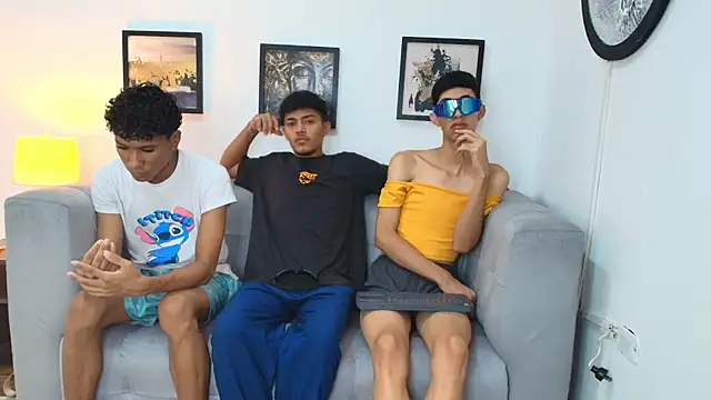 SWEET RABBIT1 online show from 12/15/25, 07:20