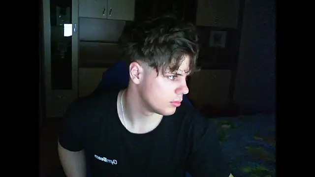 GymGuy0505 online show from 01/12/26, 03:41