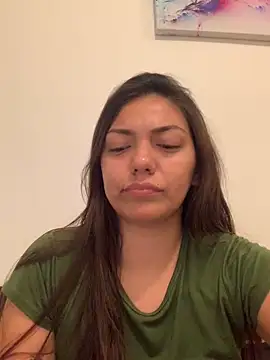 Snapshot of giny_sexii chatting on 12/15/25, 05:46 giny sexii online show from 12/15/25, 05:46