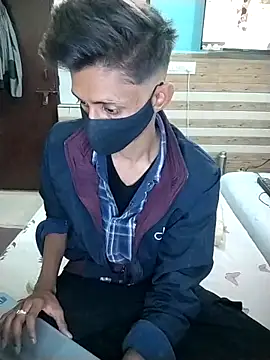 xoupleaura online show from 12/19/25, 05:15