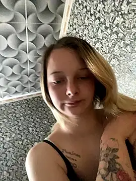 Barbika19 online show from 03/08/26, 10:18