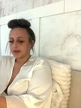 Welsh Maya221x online show from 01/12/26, 11:39