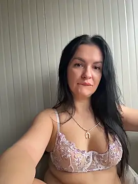 Snapshot of MeganBlueq chatting on 02/05/26, 12:56 MeganBlueq online show from 02/05/26, 12:56