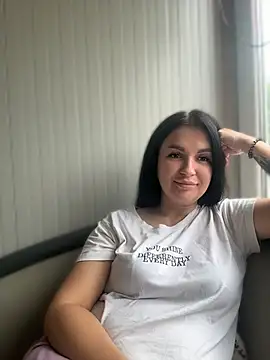 MeganBlueq online show from 06/01/26, 10:04