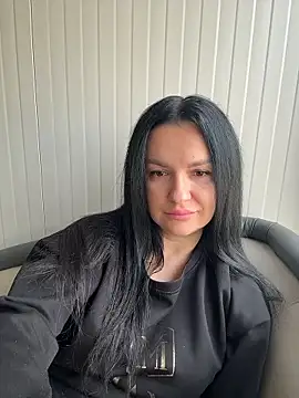 Snapshot of MeganBlueq chatting on 01/15/26, 10:51 MeganBlueq online show from 01/15/26, 10:51