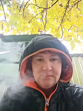 Snapshot of milfstress chatting on 10/12/25, 05:09 milfstress online show from 10/12/25, 05:09