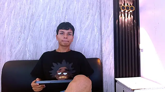 Joseph Gonzalez online show from 01/11/26, 01:07