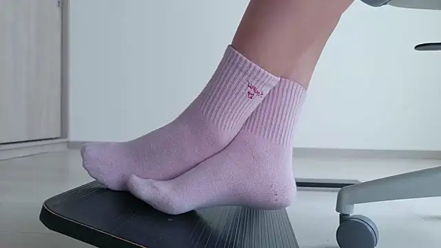 Snapshot of Feetbeth chatting on 06/09/26, 09:27 Feetbeth online show from 06/09/26, 09:27