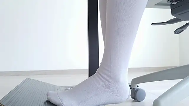 Snapshot of Feetbeth chatting on 07/08/26, 05:46 Feetbeth online show from 07/08/26, 05:46