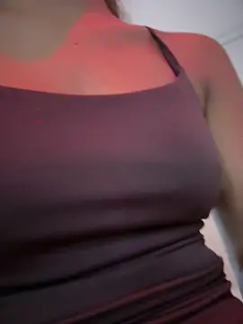 Valeria-escobar online show from 06/11/26, 12:02