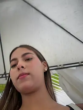 Valeria-escobar online show from 05/24/26, 12:27