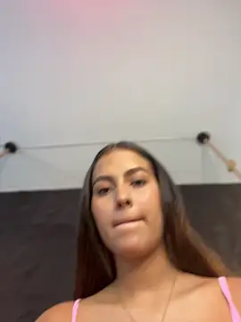 Valeria-escobar online show from 12/19/25, 01:13