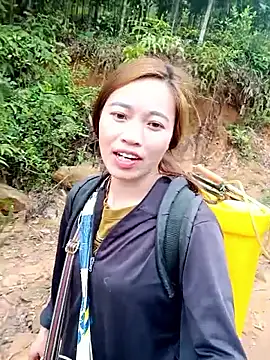 little-effy online show from 03/10/26, 08:40