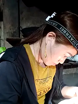 little-effy online show from 02/14/26, 12:38