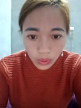 little-effy online show from 12/16/25, 11:42