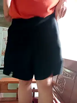 little-effy online show from 04/07/26, 06:59