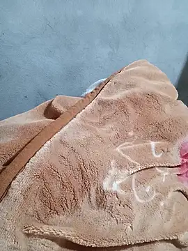 little-effy online show from 04/04/26, 12:17