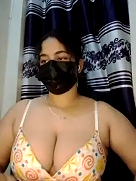 Snapshot of nosrat014 chatting on 07/12/26, 10:16 nosrat014 online show from 07/12/26, 10:16