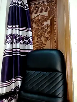 Snapshot of nosrat014 chatting on 06/19/26, 02:01 nosrat014 online show from 06/19/26, 02:01