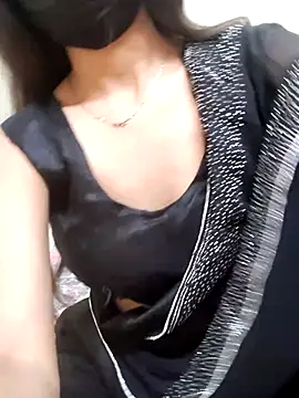 Delhikidevi online show from 03/25/26, 05:01