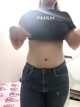 Delhikidevi online show from 06/27/26, 02:01