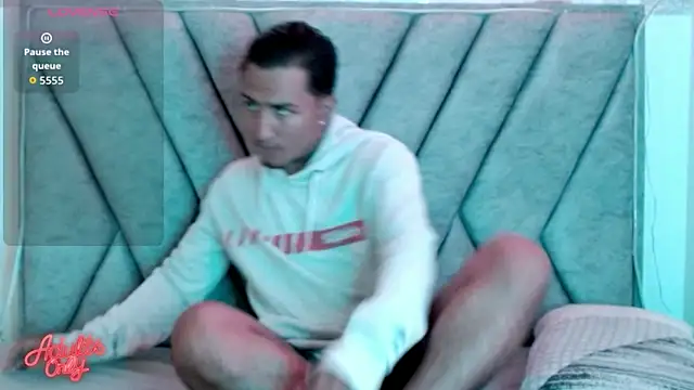 kyro estrada online show from 04/07/26, 11:17